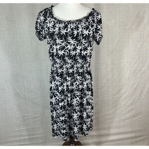 Guilty Dress 2X Midi Black White Floral Smocked Waist‎ Puff Sleeve Stretch